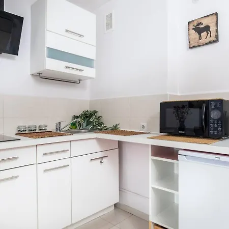 Lavender Centre Grzybowska * Warszawa