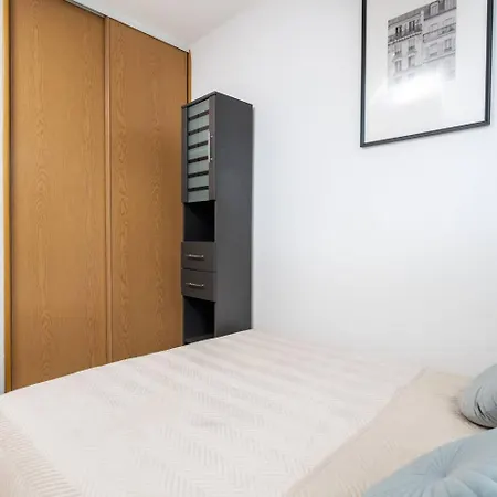 Lavender Centre Grzybowska Apartmán *