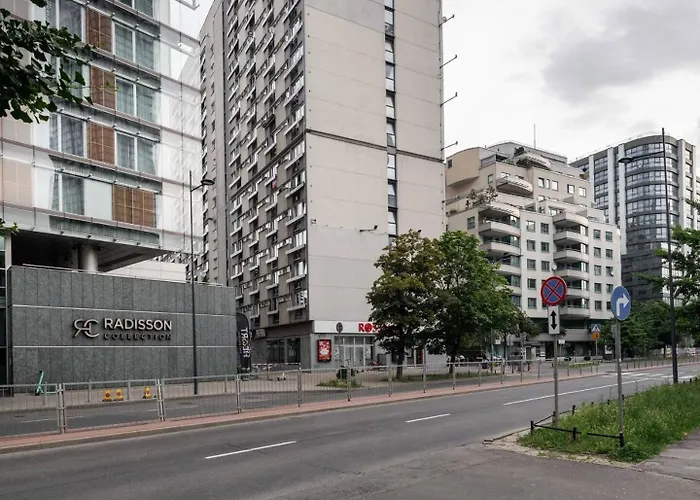 Lavender Centre Grzybowska شقة